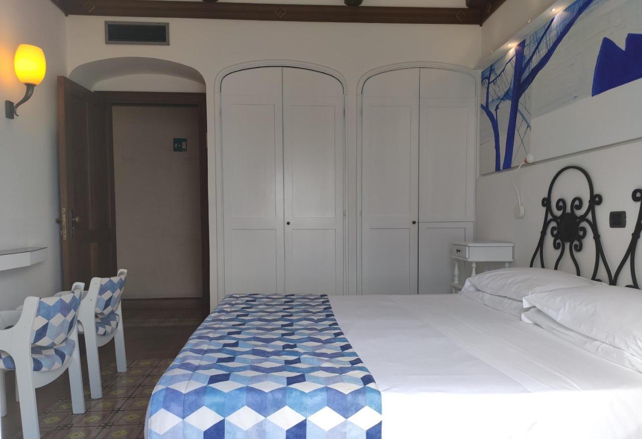 Taverna Del Capitano Marina del Cantone المظهر الخارجي الصورة