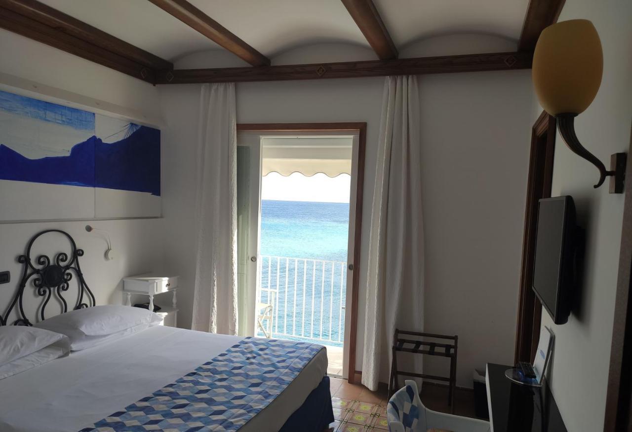 Taverna Del Capitano Marina del Cantone المظهر الخارجي الصورة