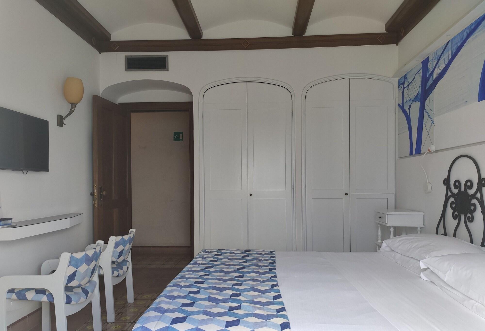 Taverna Del Capitano Marina del Cantone المظهر الخارجي الصورة