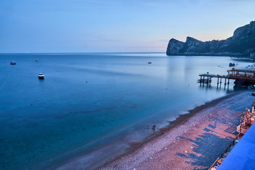 Taverna Del Capitano Marina del Cantone المظهر الخارجي الصورة